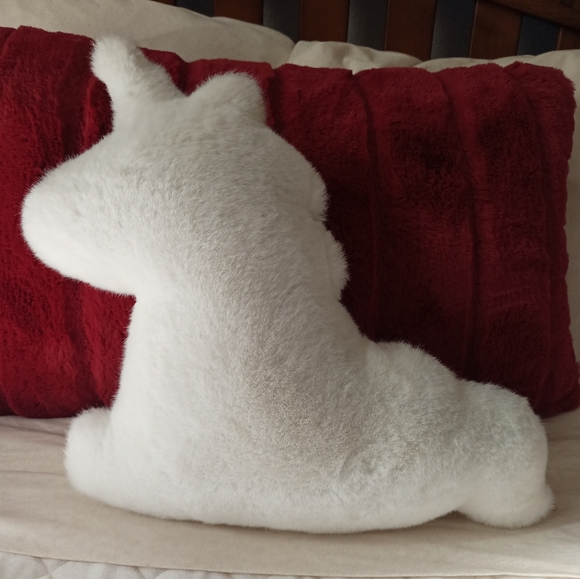 2Scoops Brand. Adorable Plush Unicorn Toss Pillow - Picture 3 of 3
